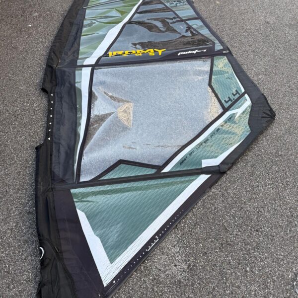 point slash 4.4 usata