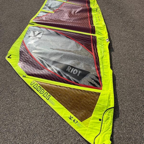 Vandal riot 4.7 usata